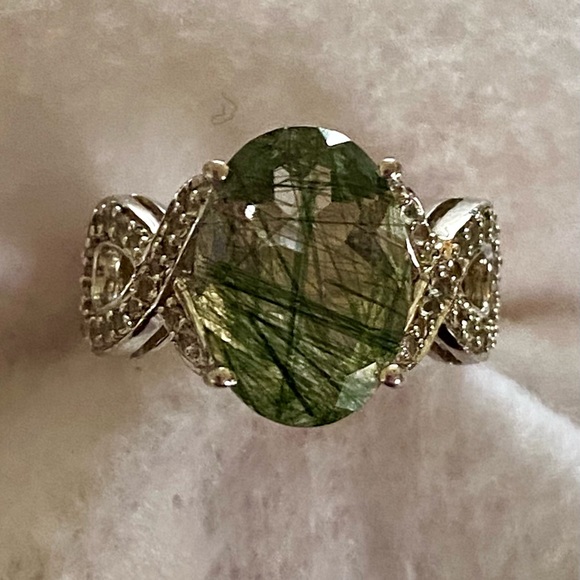 Rutilated quartz ring